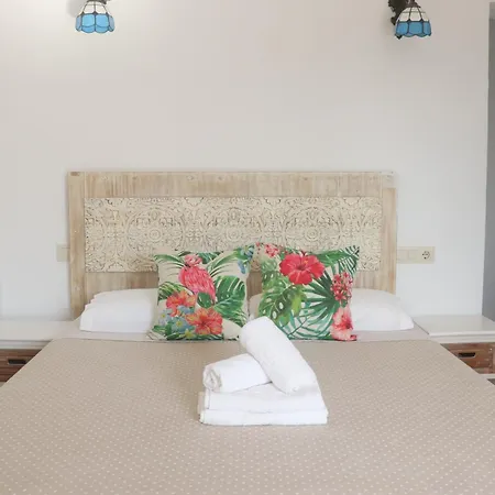 Casa Dia Y Noche מלון 2*