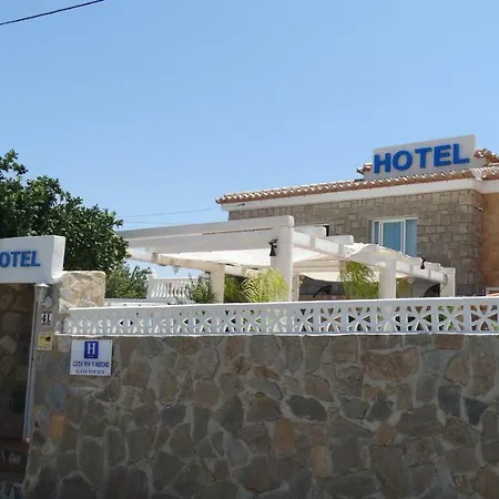 Casa Dia Y Noche מלון קלפה